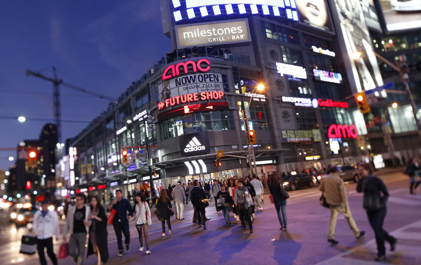 Easton's Group to bring Dundas Square Gardens to downtown Toronto