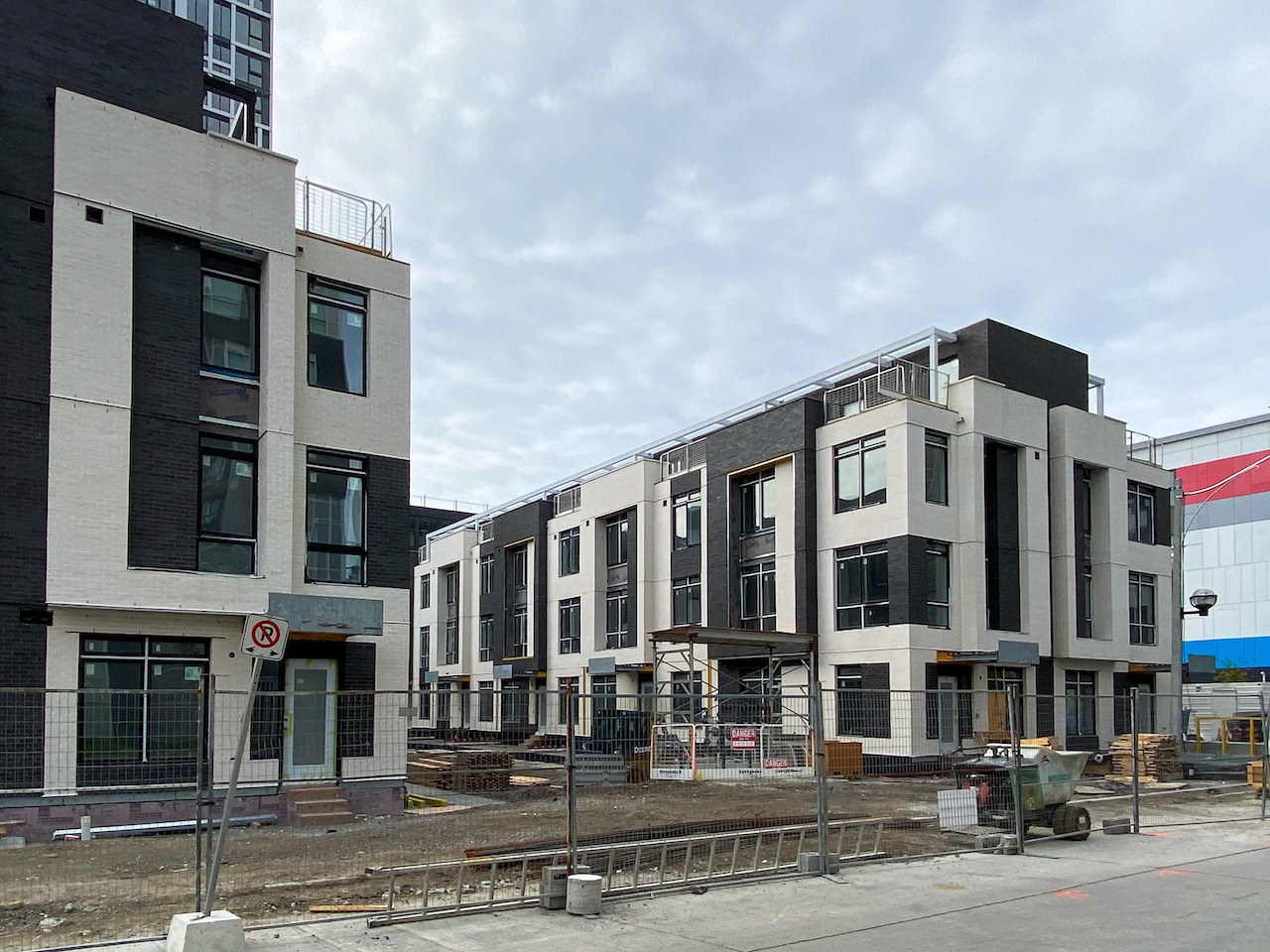 Exterior work progressing at Daniels’ Field House Towns in Regent Park